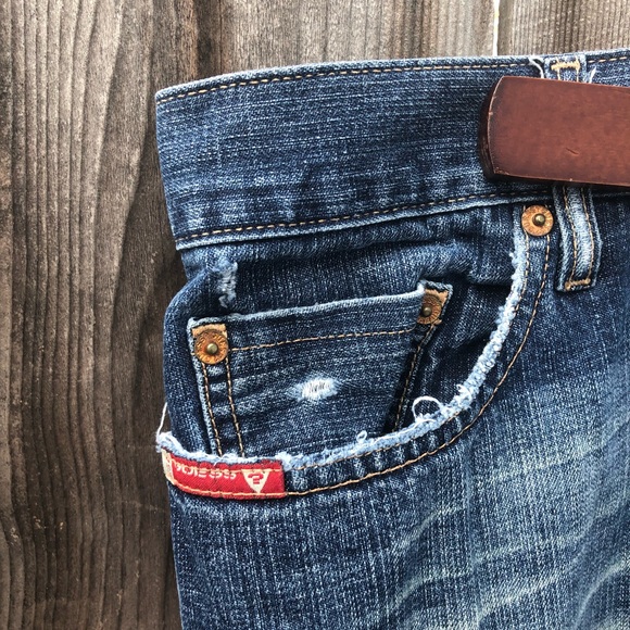 Guess Jeans - Picture 2 of 8